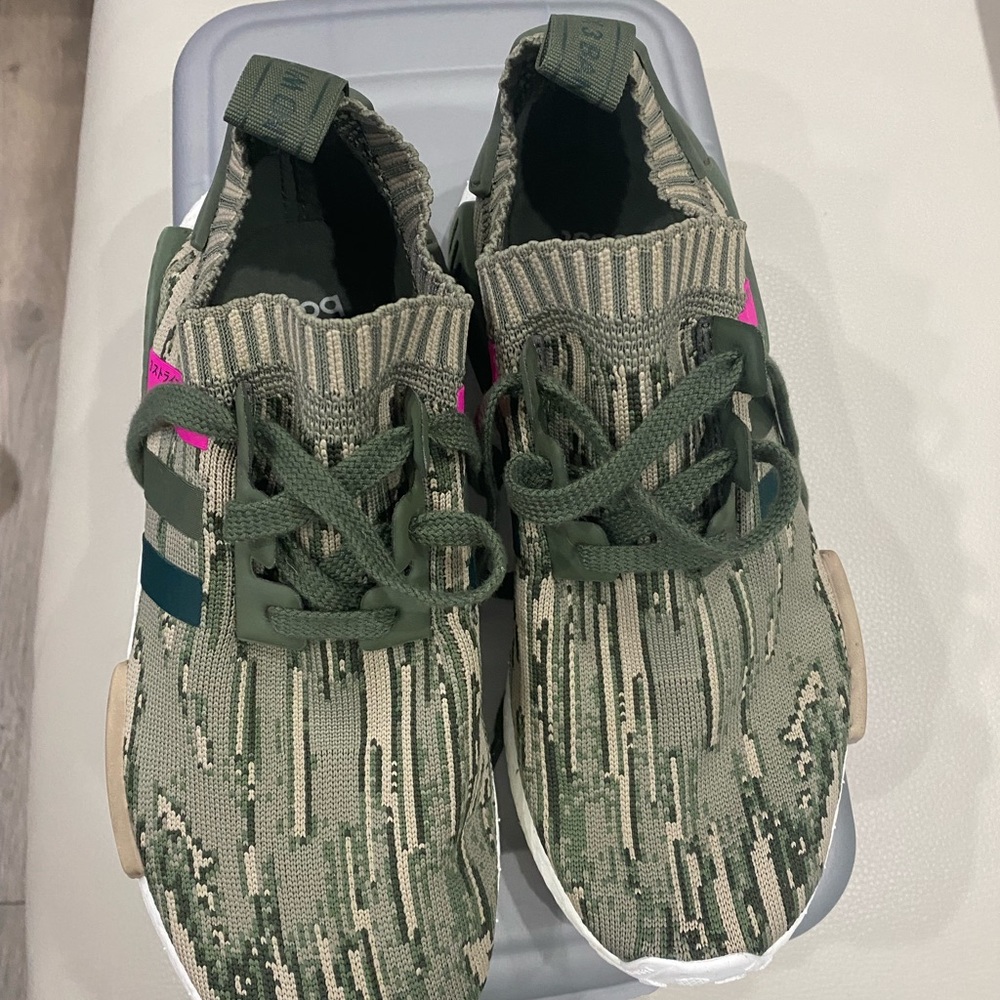 💰PRICE ⬇️
 ADIDAS -  SERGEANT MAJOR/GREEN
NIGHT/SHOCK PINK - size 7 - Picture 9 of 11